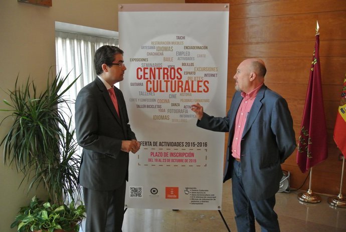 Presentación de los talleres ofertados por los Centros Culturales