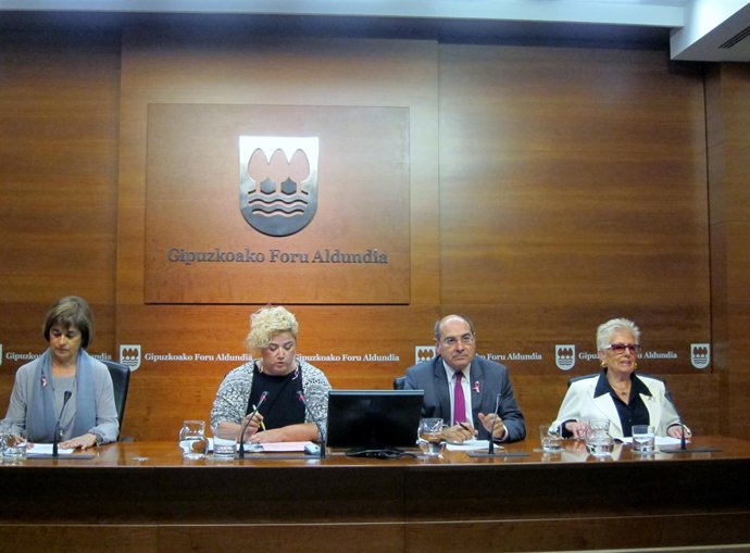 María Jesús Mitxelena, Maite Peña, Jon Darpon y Txaro Beobide