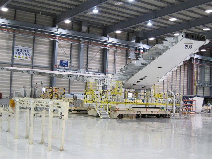 Alas de avión en la planta de Airbus en Puerto Real