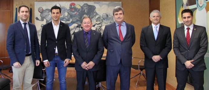 Miguel Ángel López es recibido en el CSD por Cardenal