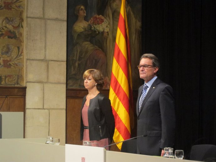 La consellera M.Borràs y el presidente A.Mas