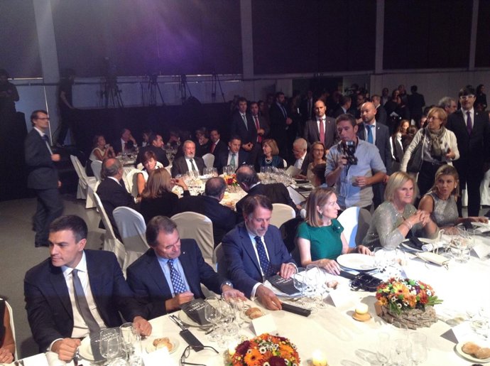 P.Sánchez, J.Crehueras, Artur Mas, A.Pastor, en el Premio Planeta