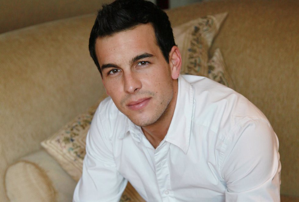 MARIO CASAS