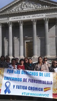 Proponen en el Congreso una ILP para la protección social de pacientes con fibromialgia