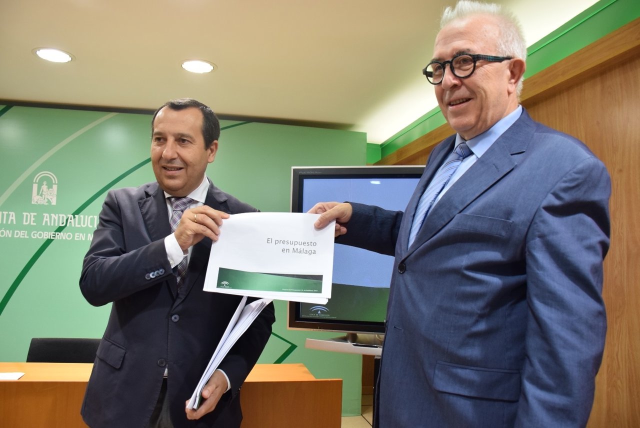José Luis Ruiz Espejo y consejero Pepín Sánchez Maldonado presupuestos junta 16