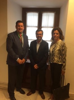 Reunión de Cepes-A con el Grupo Popular en el Parlamento andaluz