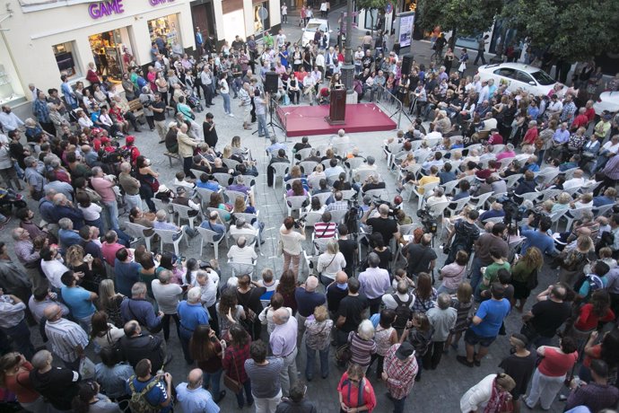 Asamblea '100 días' del equipo de Gobiero del Ayuntamiento de Cádiz