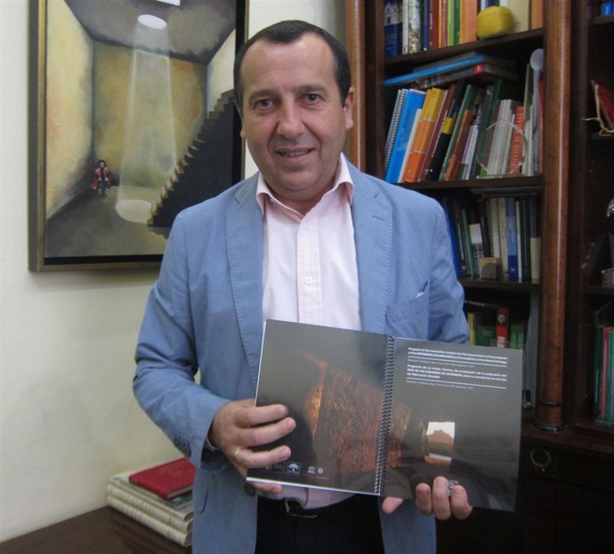 Jose luis ruiz espejo delegado junta málaga sitio dolmenes antequera