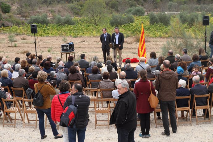Homenaje a los soldados muertos y desaparecidos en la Batalla del Ebro