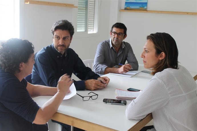 Reunión del Ayuntamiento de Huelva con vecinos