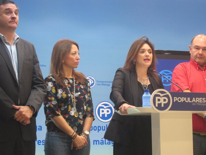 La secretaria general del PP de Málaga, Margarita del Cid, en rueda de prensa
