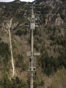 Línea de Endesa en Naut Aran