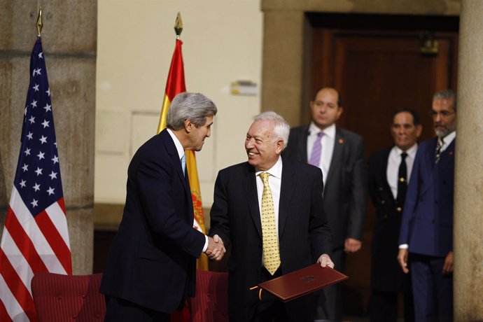 El ministro José Manuel García-Margallo y el secretario de Estado de EEUU