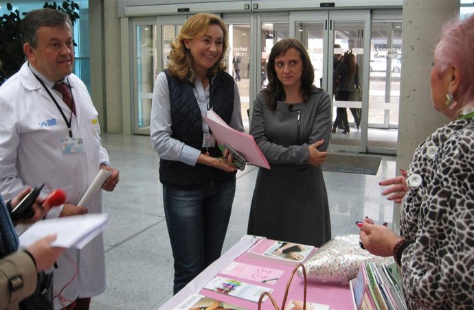 Visita consejera de Salud a Unidad Cáncer de mama