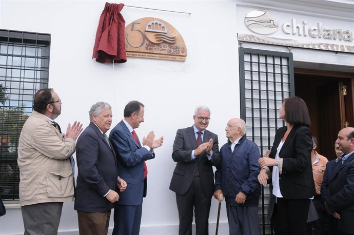 Jiménez Barrios en la conmemoración de los 50 años de la riada de Chiclana