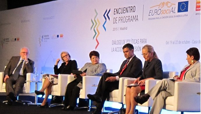 Participantes en el foro EUROsociAL