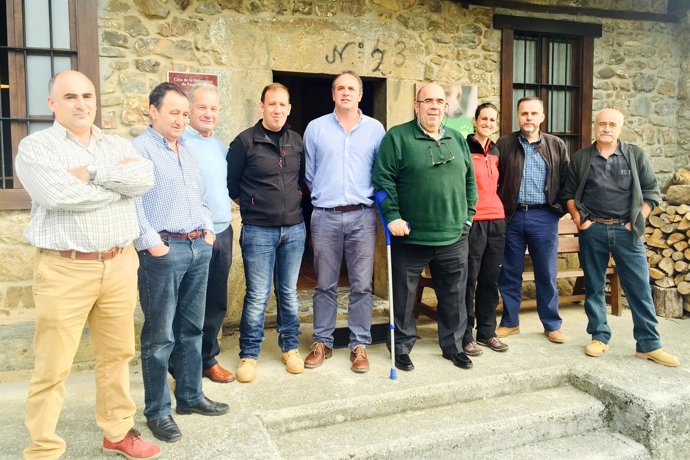 Oria visita los centros de visitantes de Liébana