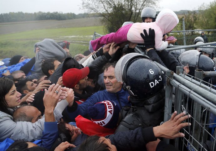 Refugiados en la frontera entre Croacia y Eslovenia