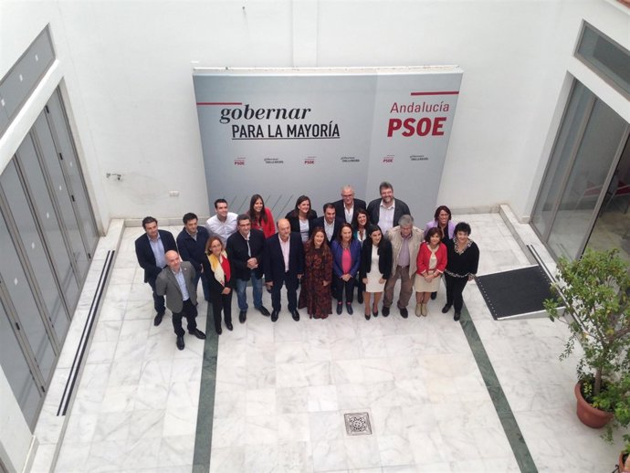 La candidatura del PSOE al completo.