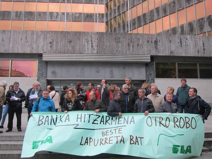 Concentración de ELA por el convenio de Banca