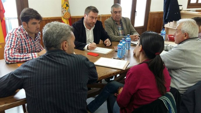 Soro con empresarios de Gúdar