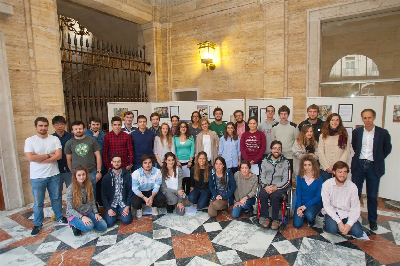 Participantes en la tercera edición de 'publicARTE XIX'