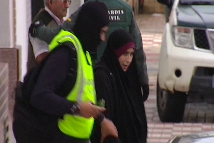 Detenida española que pretendía unirse al Estado Islámico