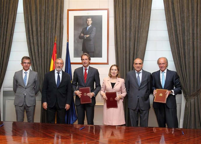 Firma del protocolo para la primera fase de la integración ferroviaria