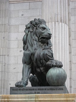 León Del Congreso De Los Diputados