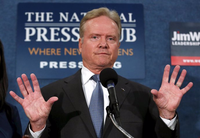 El exsenador estadounuidense Jim Webb