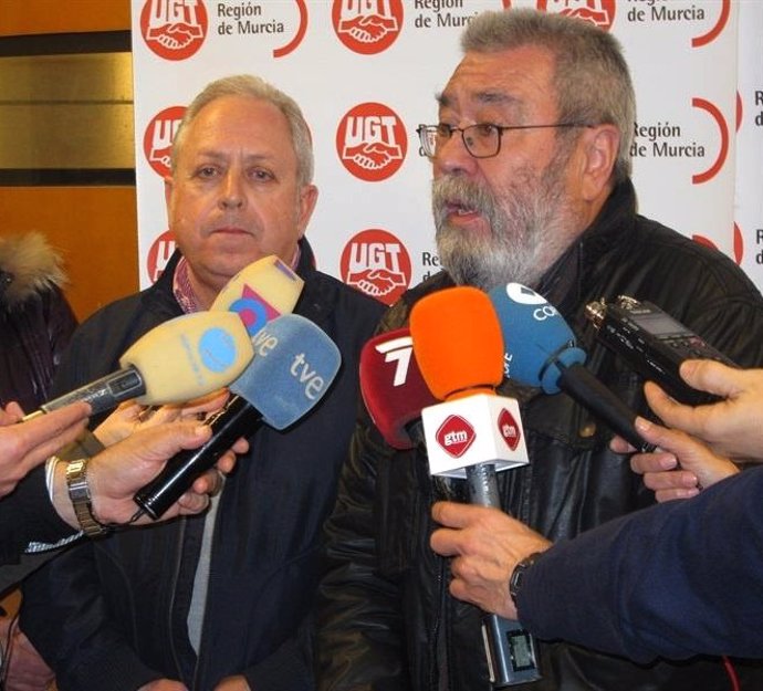 Cándido Méndez y Antonio Jiménez de UGT en un canutazo en Murcia