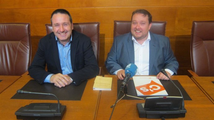 Juan Ramón Carrancio y Rubén  Gómez,  diputados  de  Ciudadanos
