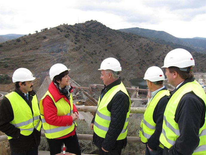 Visita obras presa Enciso con Ceniceros, Vallejo, Lafuente y Bretón