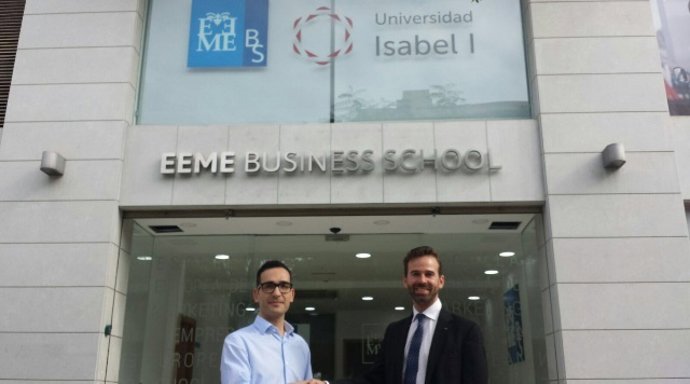 Firma convenio Universidad Isabel I y EEME Business School en Alicante