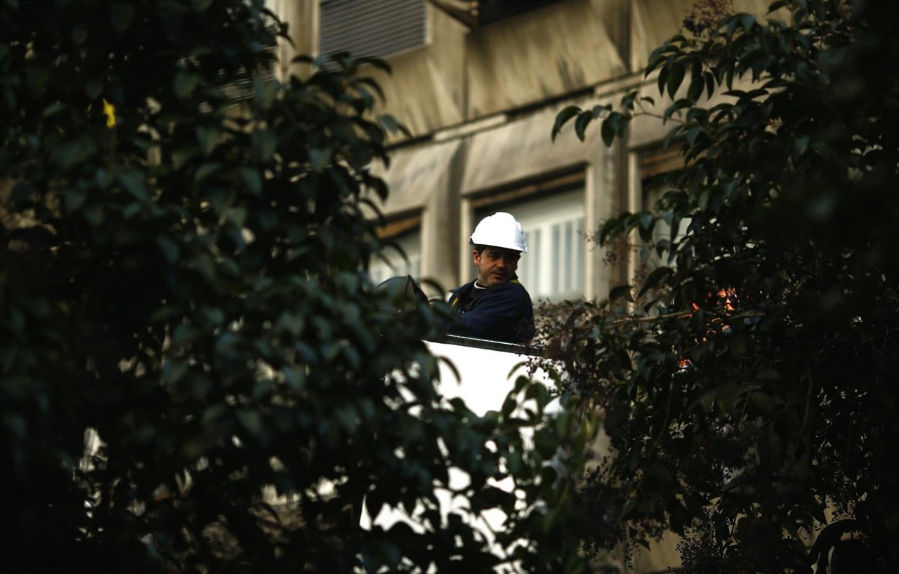 Gente trabajando, trabajador, autónomo, paro, empleo, epa