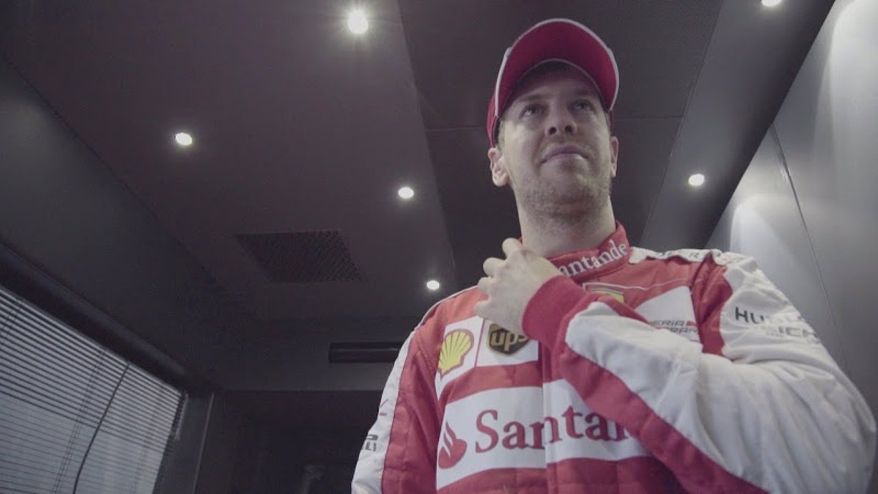 Mono ignífugo de F1 de Vettel