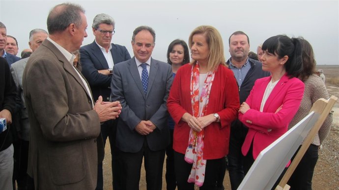 La ministra Báñez en el acto de conclusión del Programa Doñana 2005