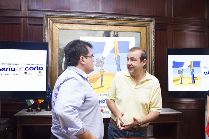El diputado provincial de Cultura y el director de 'Almería en corto'