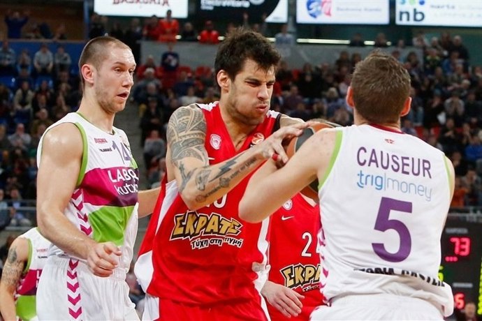 Laboral Kutxa Baskonia - Olympiacos