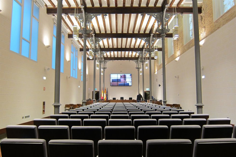 Salón de plenos de la DPZ