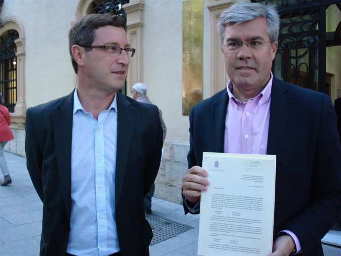 Presentación del escrito a la Junta de Andalucía