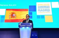 Rajoy agradece el apoyo del PPE y dice que sale del Congreso en Madrid "reconfortado" y con "muchas ganas" 