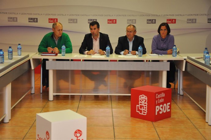 Reunión de Luis Tudanca con representantes del sector educativo