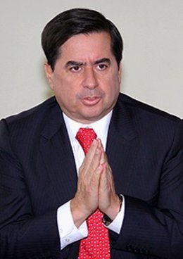 Juan Fernando Cristo, ministro de Interior colombiano