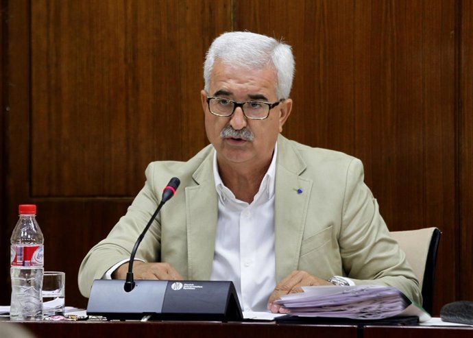 Manuel Jiménez Barrios, este jueves en el Parlamento