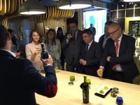 Fernández destaca el oleoturismo para diversificar la oferta de Andalucía