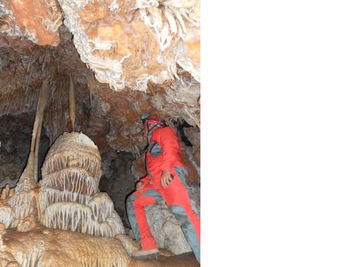  Cueva La Matea, Ubicada En El Término Municipal De Mula.