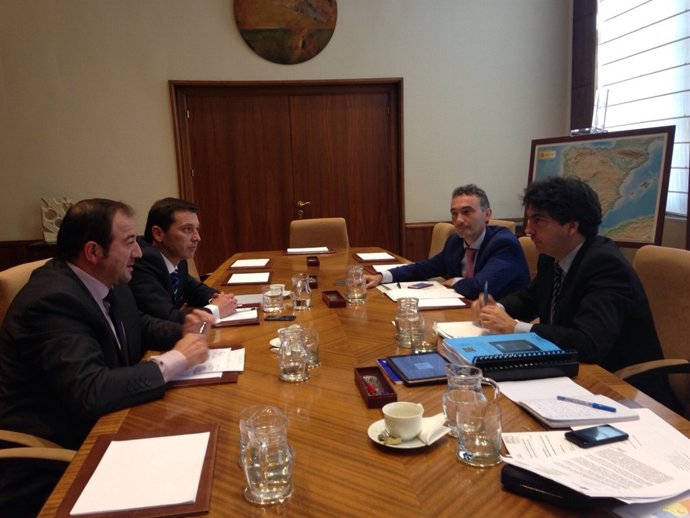 NP REUNIÓN CON EL SUBSECRETARIO DE ESTADO DE FOMENTO