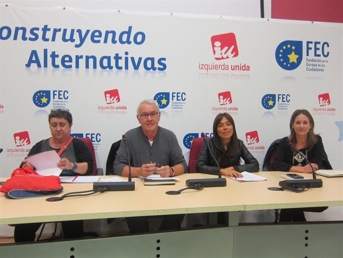 Cayo Lara en la presentación de la Escuela de Formación