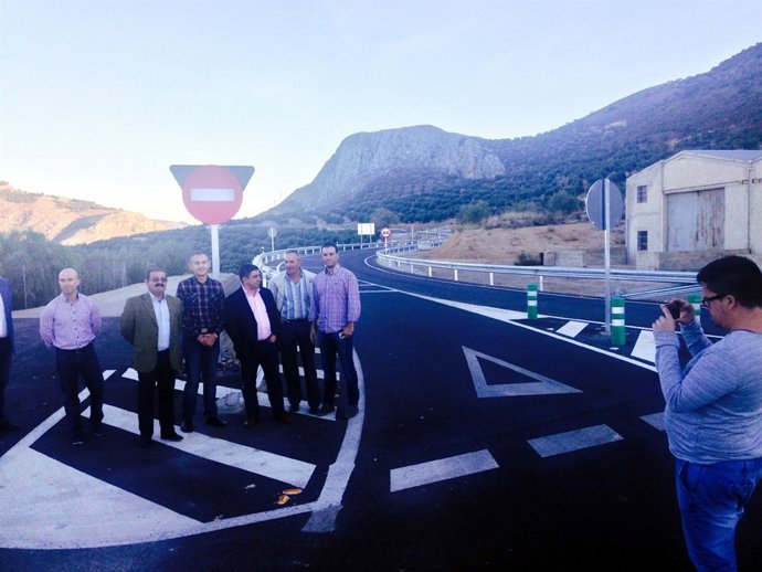 Visita de Francisco Reyes a la carretera de La Guardia